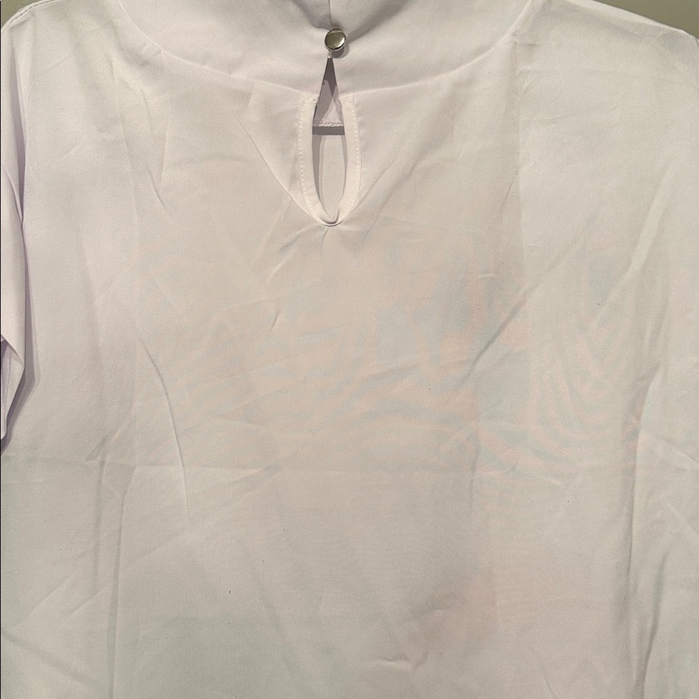 Graphic White T-Shirt with Red Lips Design - Picture 3 of 5